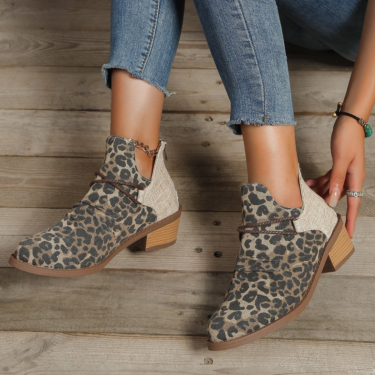 Susan – Retro Damenstiefeletten mit Leopardenmuster