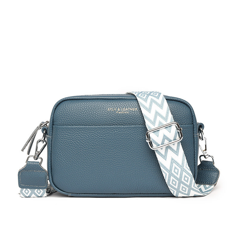 Danielle – Modische Schultertasche mit Rautenstickerei