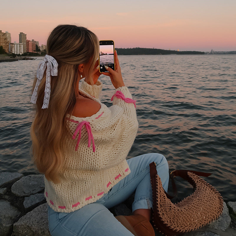 Katy – Y2K Pullover mit Schleife und langen Ärmeln