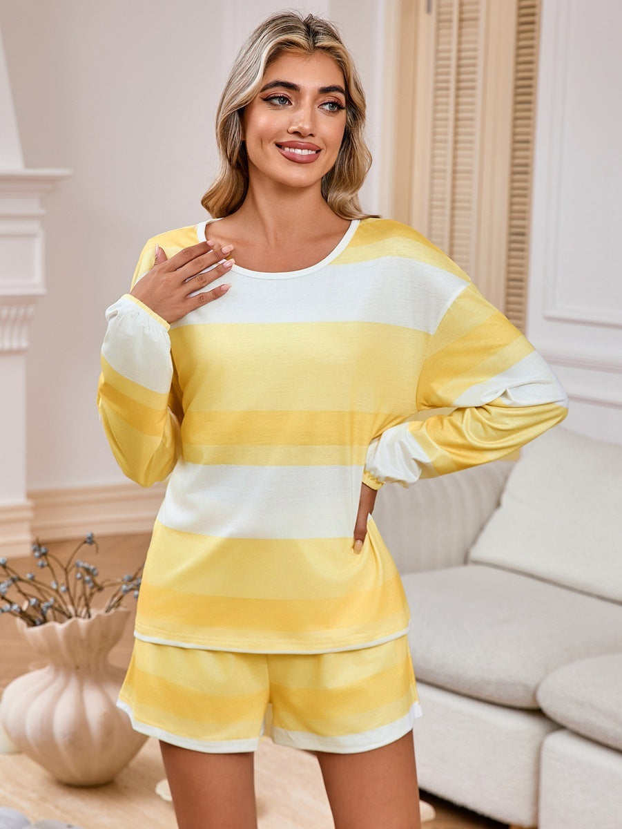 Michelle – Gestreifter Damen Schlafanzug mit Langarm-Top und Shorts
