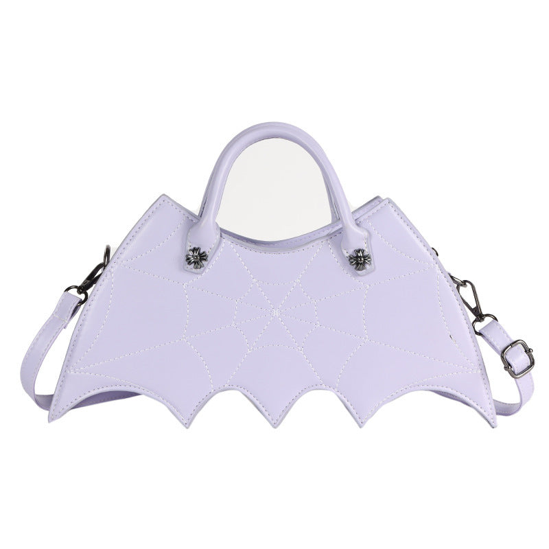 Phoebe – Fledermaus Umhängetasche mit Spinnennetz-Design