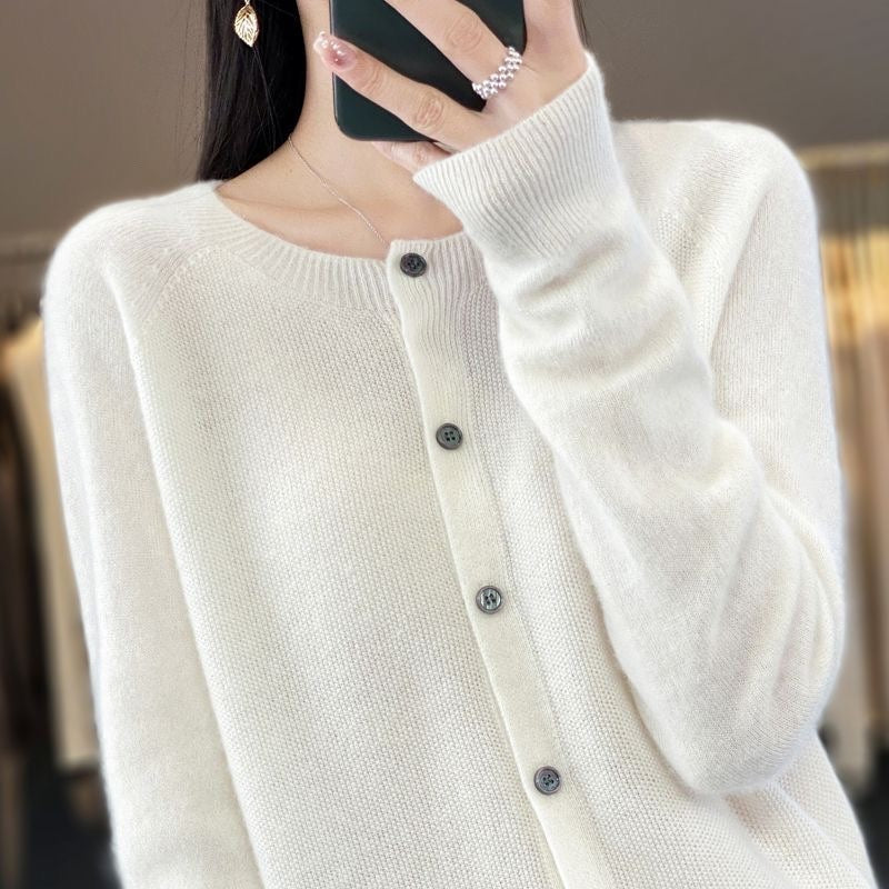 Margaret – Damen Cardigan aus Merinowolle mit O-Ausschnitt