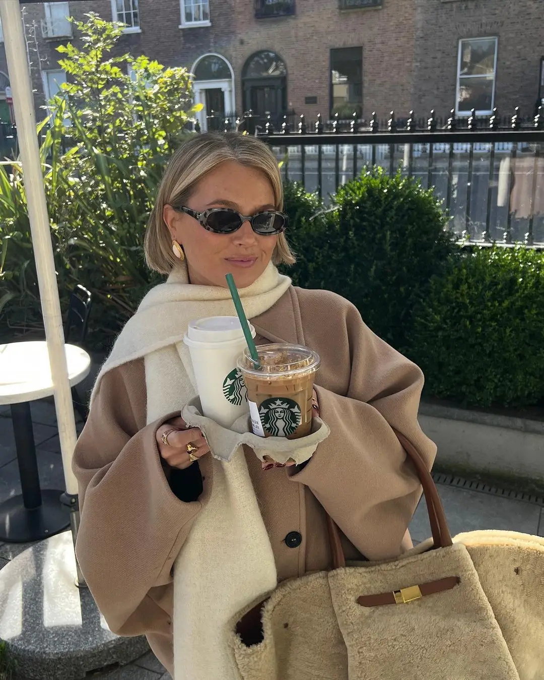 Damen Oversized Wollmix Mantel mit Doppelreiher und Boxy Fit – Trendige Herbst/Winter Jacke für stilvolle Looks