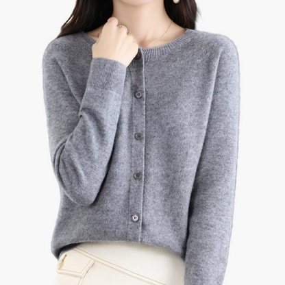 Damen Strickjacke mit Rundhalsausschnitt – Klassischer Cardigan für Alltag und Büro