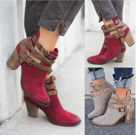 Shirley – Hohe Damen-Martin-Stiefel mit Nieten und Schnallen