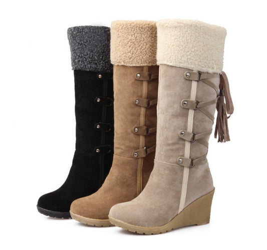 Tara – Damen Stiefel mit Keilabsatz und Warmfutter