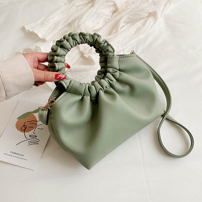 Natasha – Modische Eimer-Schultertasche im Western-Stil