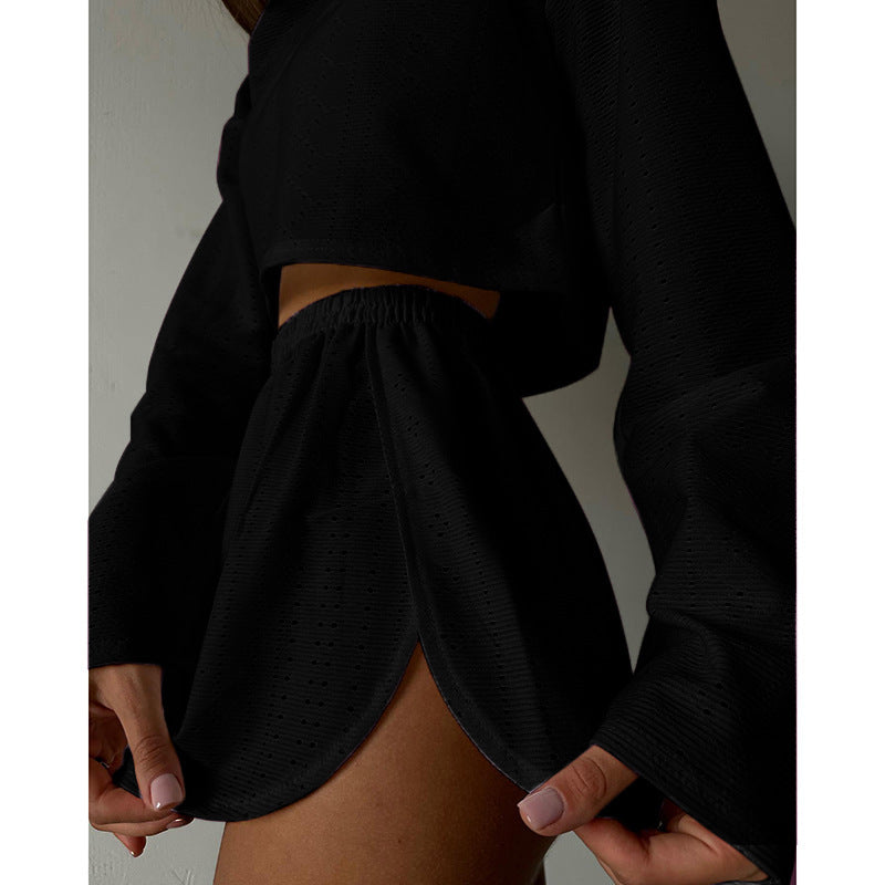 Hannah – Modisches Damen-Outfit mit Rundhals und elastischen Shorts