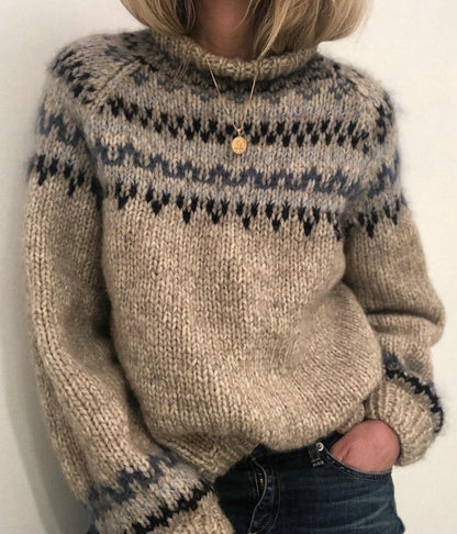 Joanne – Bedruckter Neutraler Pullover