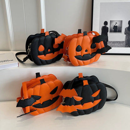 Rebecca – Lustige Kürbis-Schultertasche mit Fledermaus