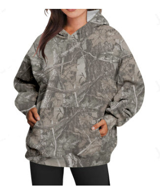 Louise – Oversize Damen-Hoodie mit Ahornblatt-Muster