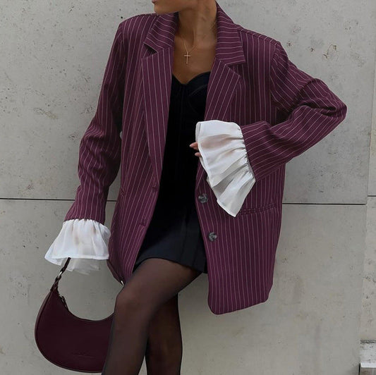 Nicole – Klassischer Damenblazer mit Glockenärmeln