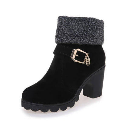 Heidi – Damenstiefel mit hoher Ferse und Schnallen-Flansch