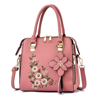 Jennifer – Bestickte Damenhandtasche mit Blumenmuster
