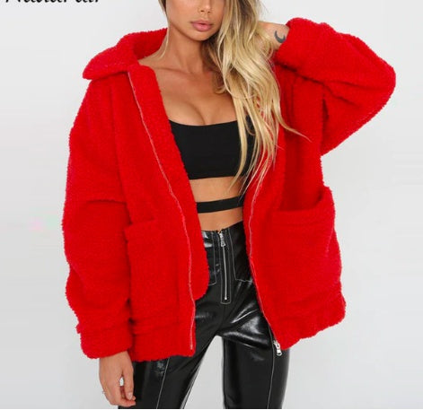 Rebecca – Warmer Plüschmantel für Damen