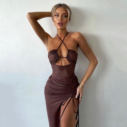 Laura – Sexy Neckholder Kleid mit Spitze und Schlitz im Y2K-Stil