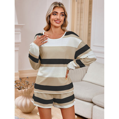 Michelle – Gestreifter Damen Schlafanzug mit Langarm-Top und Shorts