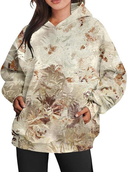 Louise – Oversize Damen-Hoodie mit Ahornblatt-Muster