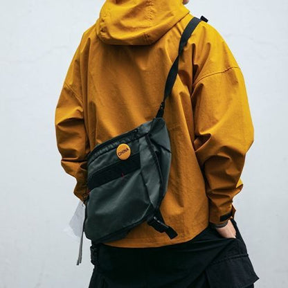 Marcus – Herrenjacke mit Kapuze und funktionalen Taschen
