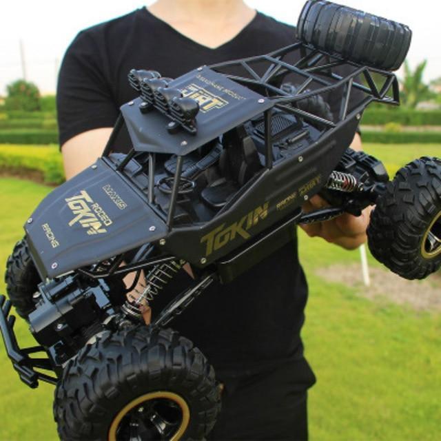 Elektrisches 4WD Kletterauto für Kinder und Jugendliche – RC Offroad Bigfoot Monstertruck, ferngesteuertes Abenteuerfahrzeug