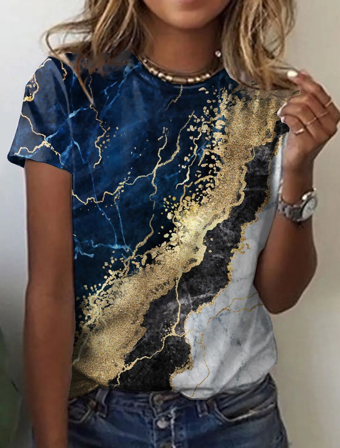 Zoe – Abstraktes Retro-Print-T-Shirt mit kurzen Ärmeln