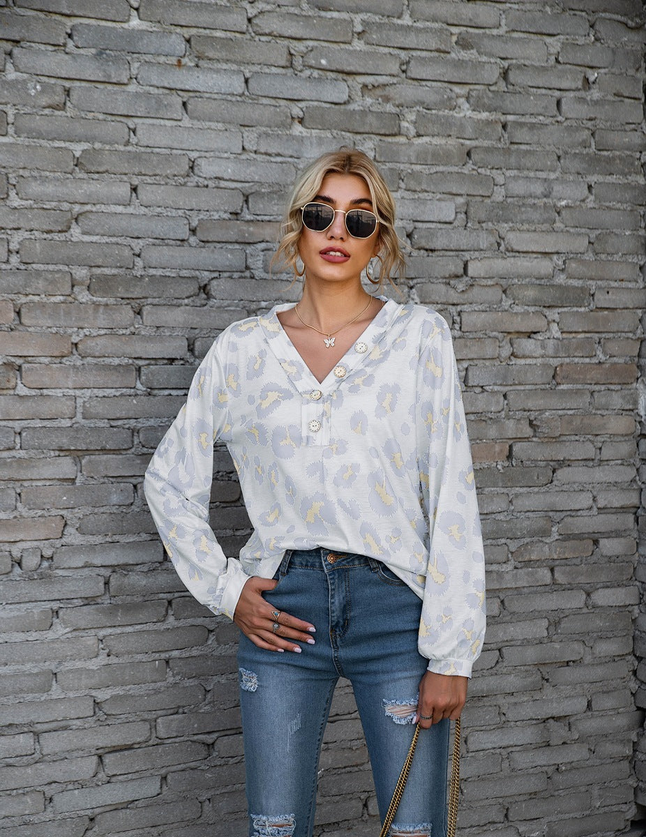 Robyn – Leopardenmuster V-Ausschnitt T-Shirt mit langen Ärmeln für Damen