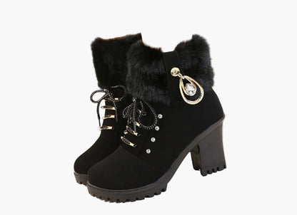 Damen Winterstiefeletten mit Absatz, Schnürung und Kunstfellkragen – Elegante Outdoor-Boots für kalte Tage