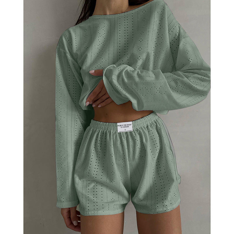 Hannah – Modisches Damen-Outfit mit Rundhals und elastischen Shorts
