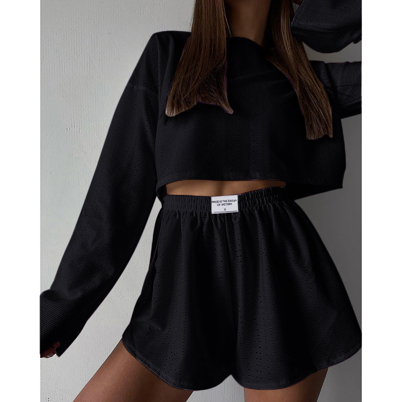 Hannah – Modisches Damen-Outfit mit Rundhals und elastischen Shorts