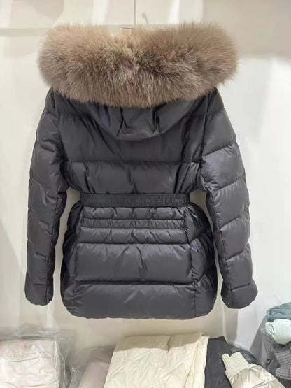 Mila – Luxuriöse Damen-Winterjacke mit Kunstfellkapuze