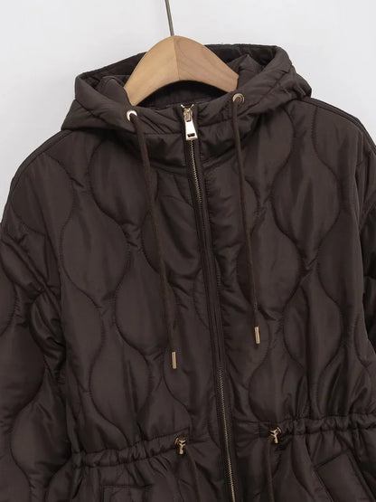Damen Steppjacke mit Kapuze und Taillenzug – Modische Übergangsjacke für Herbst und Winter
