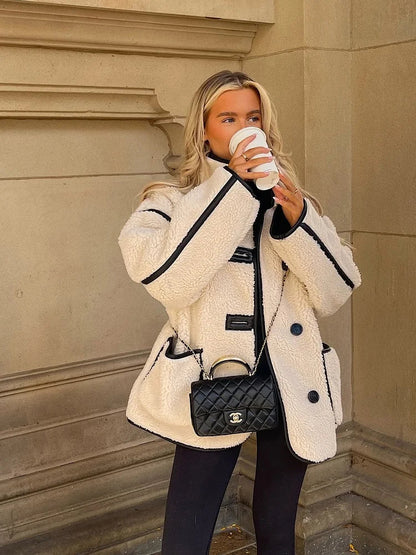 Damen Oversize Teddy-Jacke im modischen Streetstyle – Kuschelige Herbst- und Winterjacke für Freizeit und Alltag