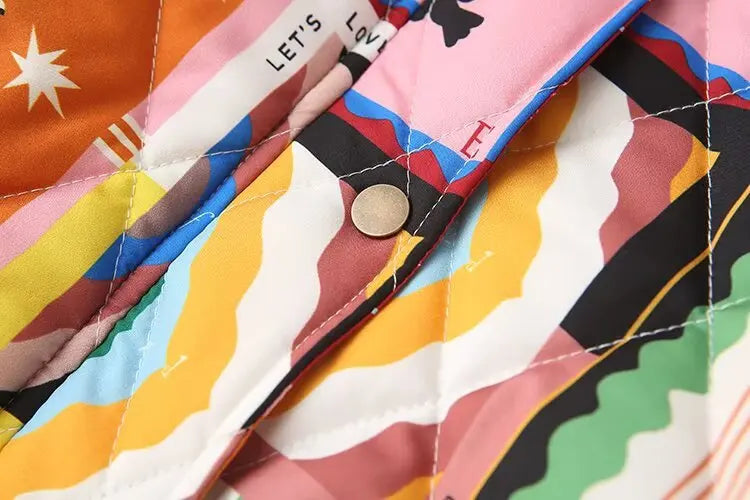 Damen Bomberjacke Patchwork Vintage Stil – Modische Freizeitjacke mit einzigartigem Muster