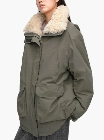 Damen Winterparka mit Teddykragen – Lässiger Outdoor Mantel für kalte Tage