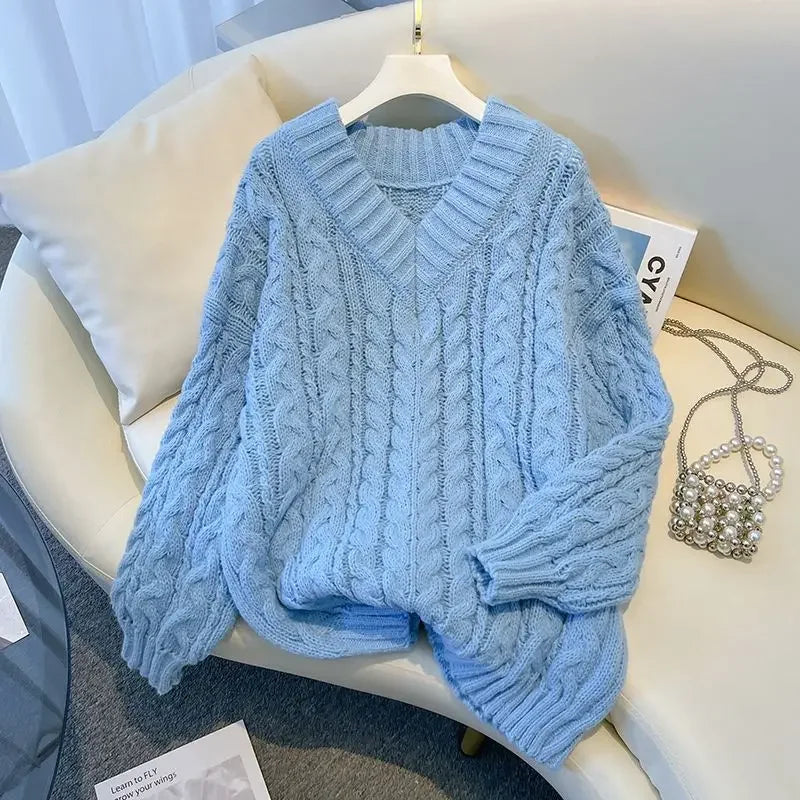 Damen Grobstrick Pullover mit Zopfmuster und V-Ausschnitt – Lässiger Winter-Sweater für Alltag und Freizeit