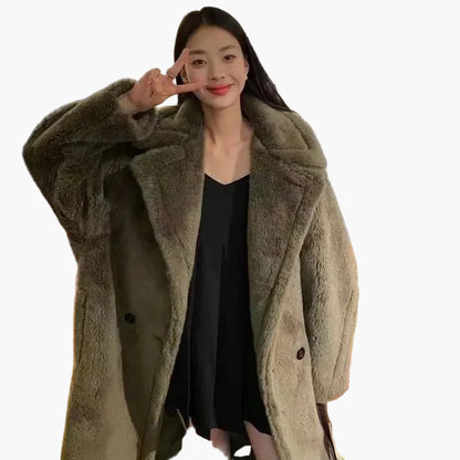 Damen Kuscheliger Oversize Wintermantel – Modischer Langer Plüsch Mantel für Alltag & Streetstyle