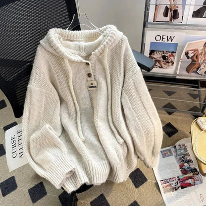 Alina – Damen-Hoodie mit Knöpfen und Kapuze für den Herbst und Winter