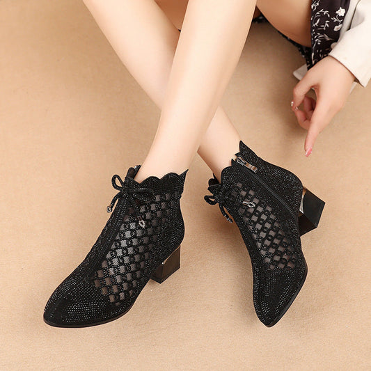 Amy – Sommerliche Damen-Stiefeletten mit Mesh und Cutouts