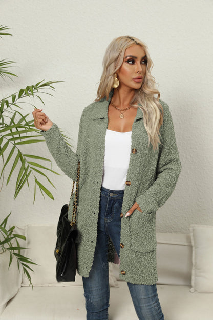 Esme – Strickjacke mit Taschen und Knöpfen