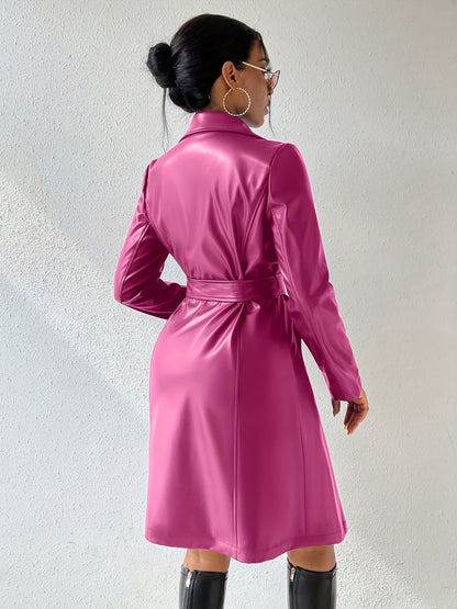 Rebecca – Langer Trenchcoat aus PU-Leder mit Taschen