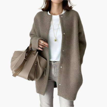 Damen Strickjacke im modernen Oversize-Look – Lässiger Cardigan für Alltag und Büro