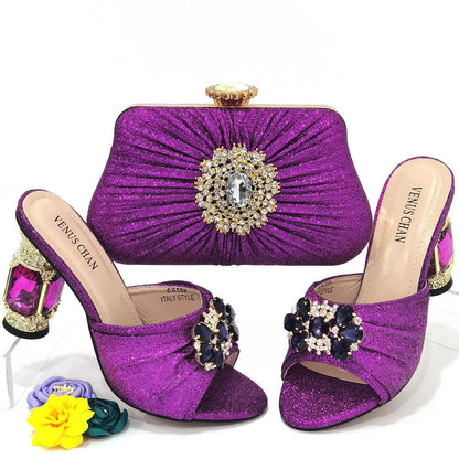 Imogen – Damenschuhe und Taschen mit afrikanischem Design